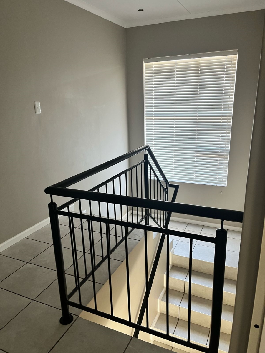 To Let 3 Bedroom Property for Rent in Top Town Eastern Cape